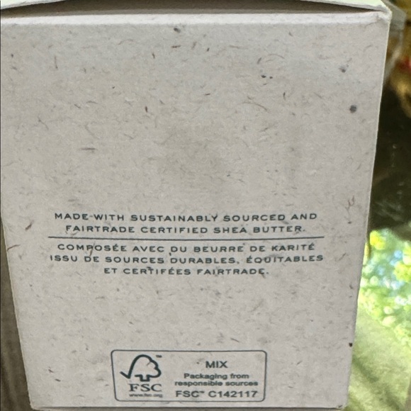 New! Ralph Lauren Polo Earth Candle 2.46oz - Picture 2 of 5